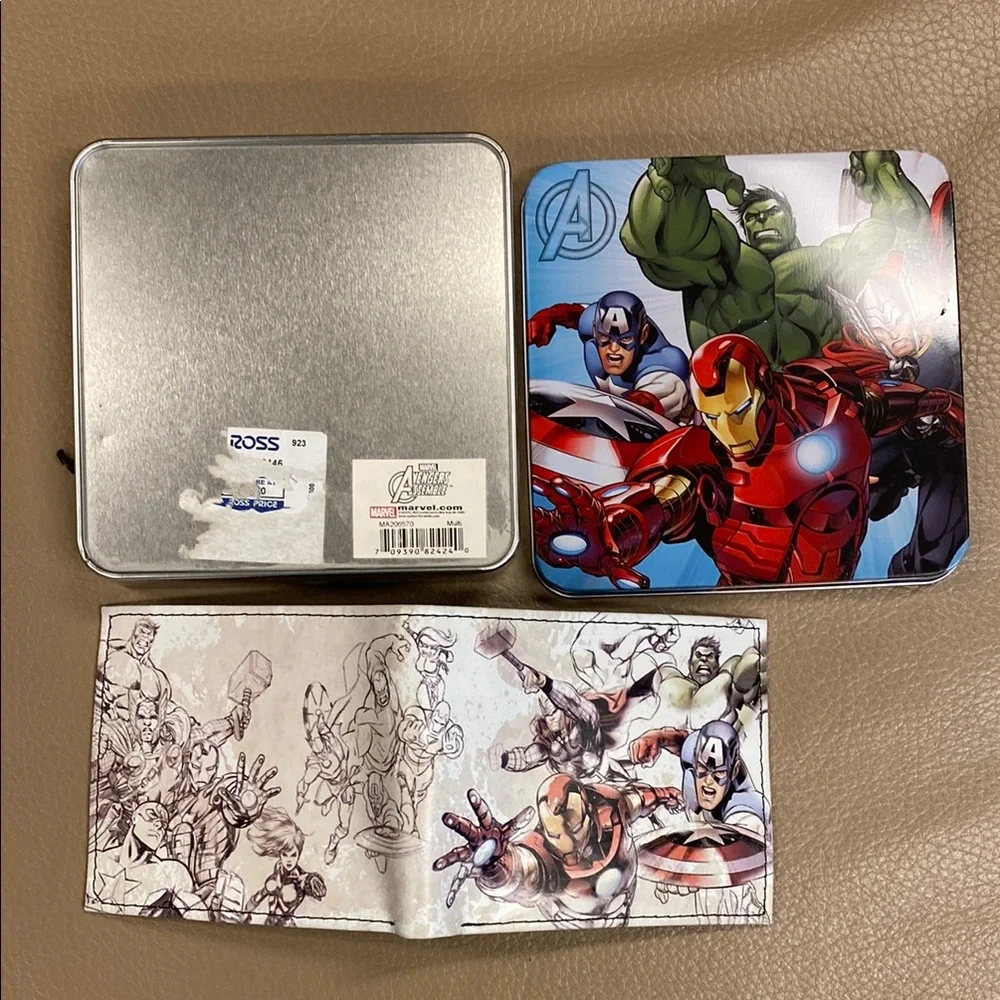 Marvel Avengers Assemble Tin and Slim Fold Wallet Set - 4 1/2” x 3 1/2”